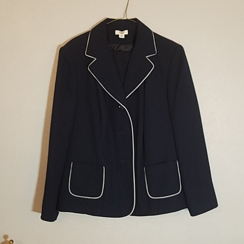 Navy blue suit set